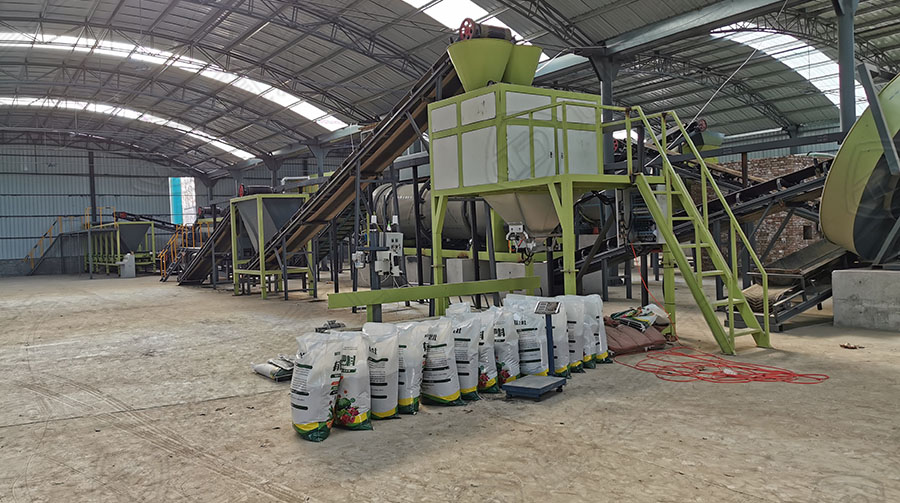 会议明确将玉米配方肥氮-磷-钾含量优化调整为27:8:5