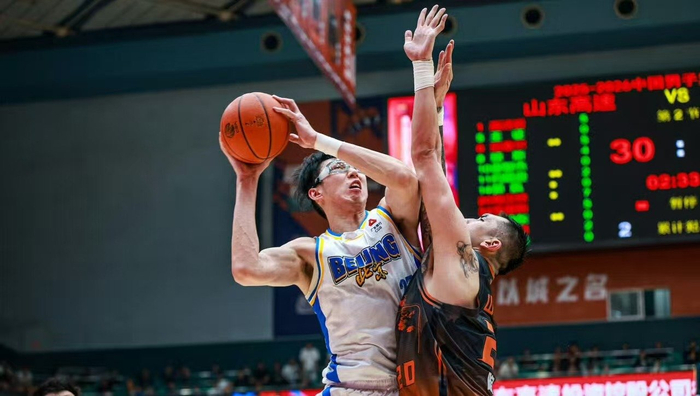 北京力克山东登顶第四，山东四连败陷困境